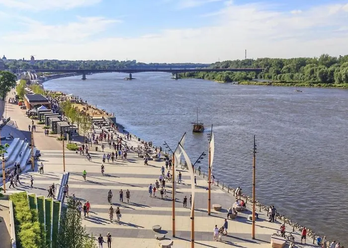 Downtown Apartment *